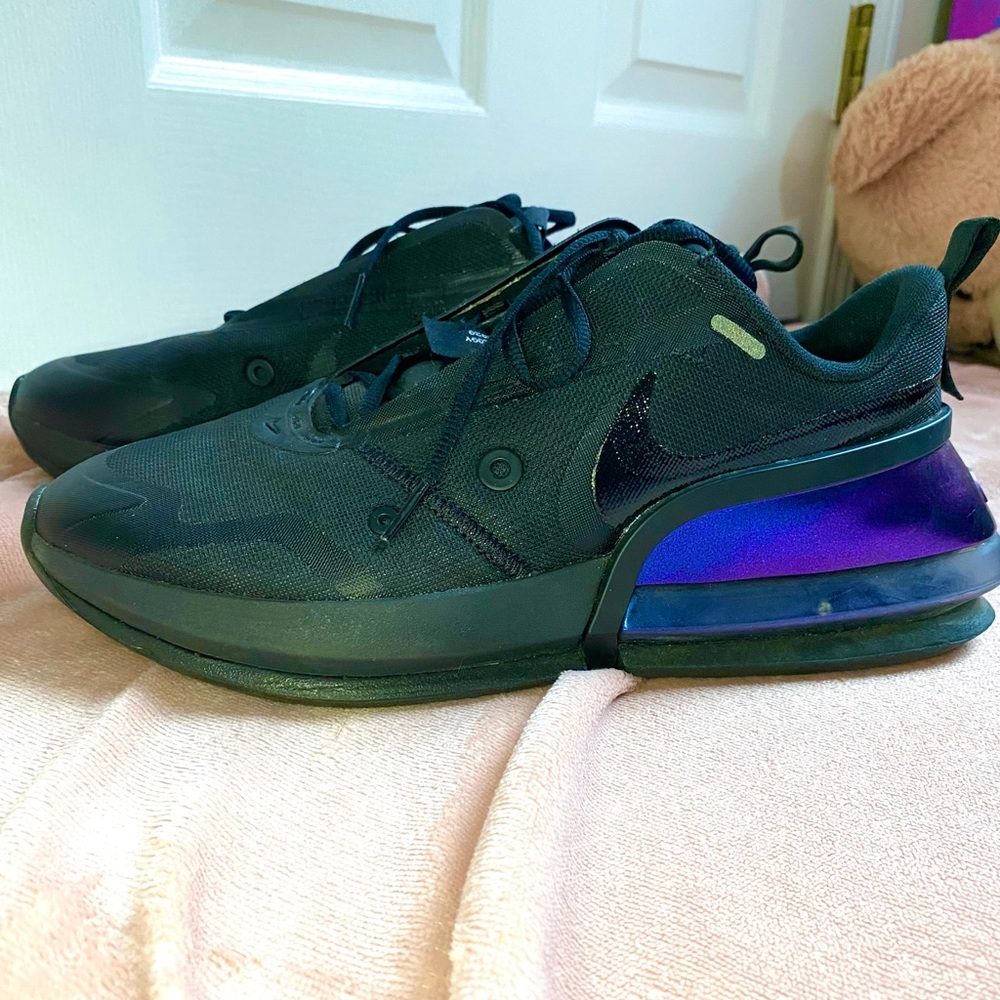 2020 Wmns Air Max Up NRG “Iridescent Black”